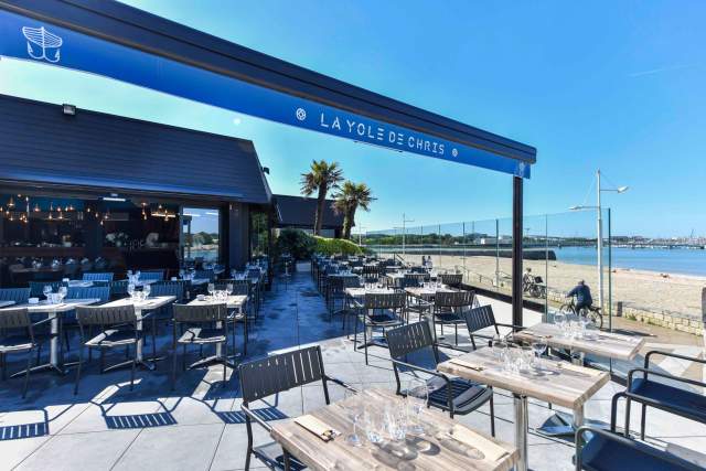 Terrasse de La Yole de Chris Restaurant Bord de Mer La Rochelle, Plage de la Concurrence